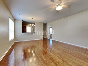 2413 Thoreau St in North Charleston, SC - Building Photo - Building Photo