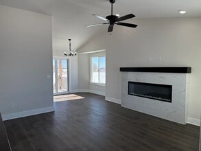 5301 42nd St in Wichita, KS - Building Photo - Building Photo