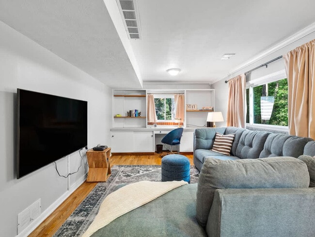 670 Treeside Dr, Unit SI ID1496072P in Akron, OH - Building Photo - Building Photo