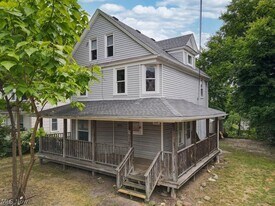 39 N Balch St in Akron, OH - Building Photo