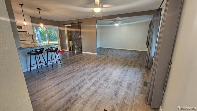6555 Manson Dr in Waterford Township, MI - Building Photo - Building Photo