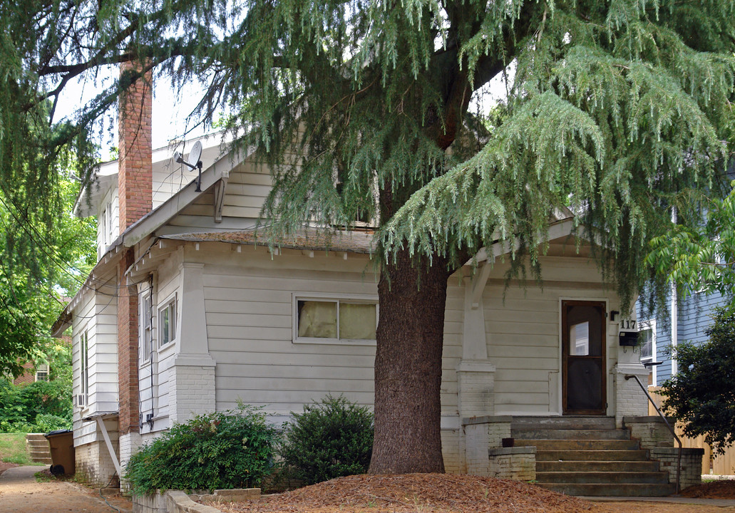 117 Chamberlain St in Raleigh, NC - Building Photo