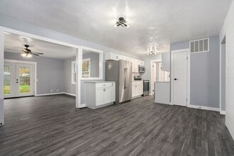 19207 Tarman Rd in New Paris, IN - Building Photo - Building Photo