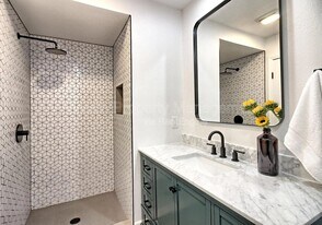 2585 Warbler Ave in Ventura, CA - Building Photo