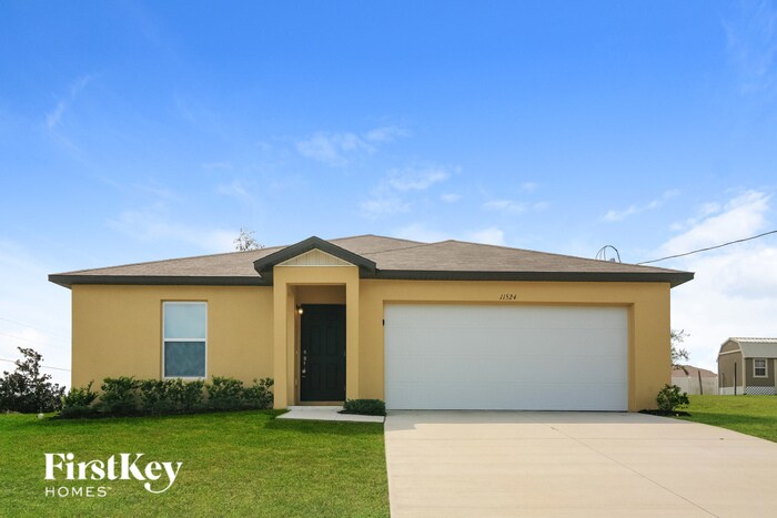 11524 Exmore St in Spring Hill, FL - Building Photo
