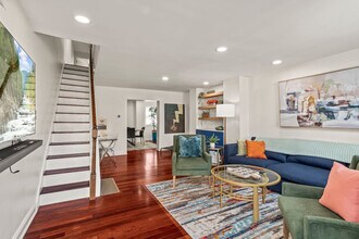 2528 Carpenter St-Unit -ID1075770P in Philadelphia, PA - Building Photo - Building Photo