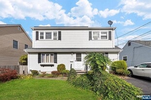 119 Garibaldi Ave in Lodi, NJ - Building Photo