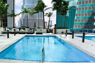200 Biscayne Blvd in Miami, FL - Building Photo - Building Photo