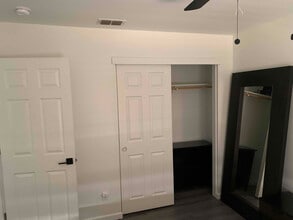 1382 Riverside Ct in Merced, CA - Building Photo - Building Photo