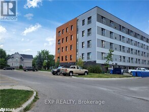 75 Barrie Rd in Orillia, ON - Building Photo - Building Photo