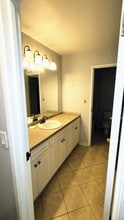 3150 Iris Ave, Unit #208 in Boulder, CO - Foto de edificio - Building Photo
