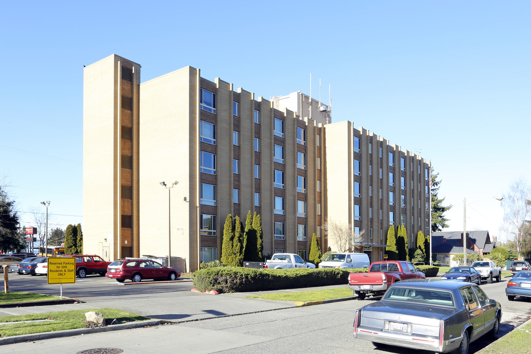 Stewart Manor in Seattle, WA - Building Photo