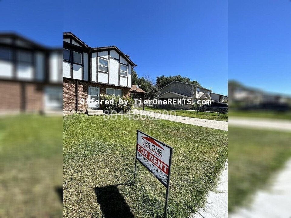 2928 Baty Drive 2745 S in West Valley City, UT - Building Photo