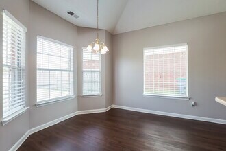 8935 Sweet Flag Loop in Southaven, MS - Building Photo - Building Photo