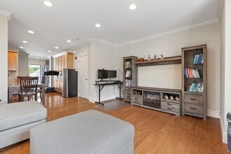 50 Clemence St in Cranston, RI - Building Photo - Building Photo