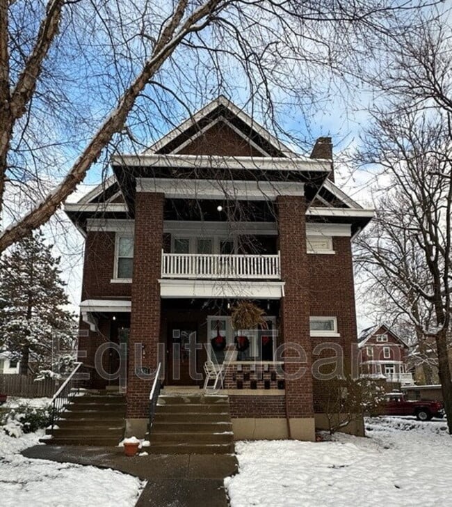 property at 2581 Madison Rd