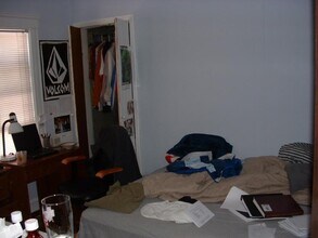 8 Hobson St, Unit 2A in Boston, MA - Foto de edificio - Building Photo