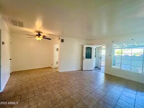 2945 N 19th Ave in Phoenix, AZ - Building Photo - Building Photo