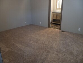 2101 SW 38th St in Lawton, OK - Building Photo - Building Photo