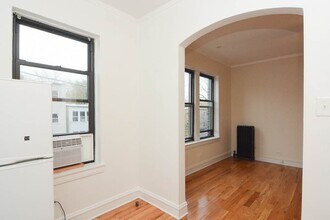 4856 N Damen Ave in Chicago, IL - Building Photo - Building Photo