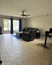 441 N Harbor City Blvd, Unit A13 in Melbourne, FL - Foto de edificio - Building Photo