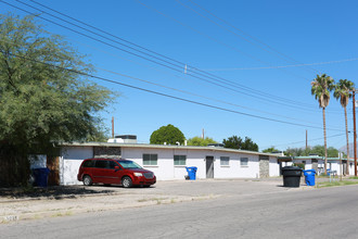 1623-1641 N Santa Rosa Ave in Tucson, AZ - Building Photo - Primary Photo