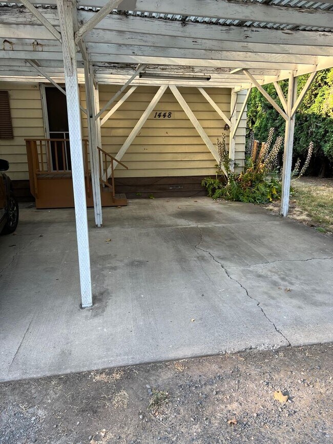 1448 Harbor Dr in Springfield, OR - Building Photo - Building Photo