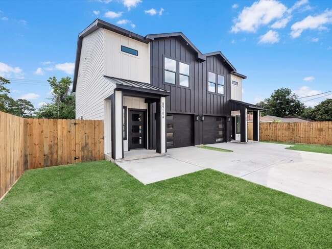 8010 Easter St in Houston, TX - Building Photo - Building Photo