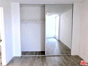 922 N Hudson Ave in Los Angeles, CA - Building Photo - Building Photo