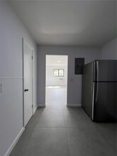 963 NW 5th St in Miami, FL - Building Photo - Building Photo