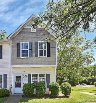 property at 3059 Nevin Place Dr