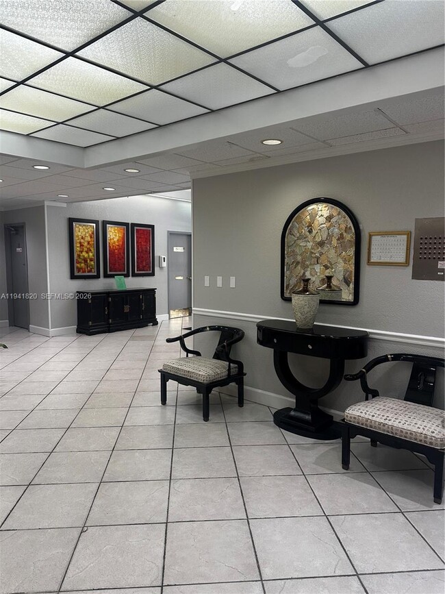 property at 1000 St Charles Pl