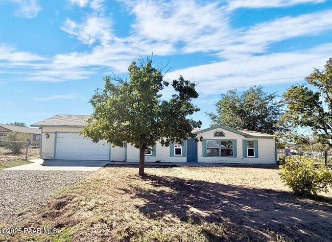 property at 2125 Jean Rd