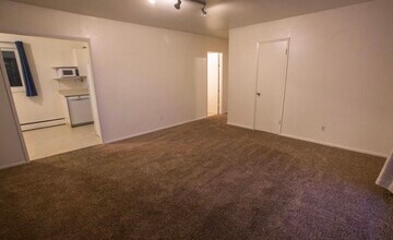 2804 W 30th Ave, Unit 1 in Anchorage, AK - Building Photo - Building Photo