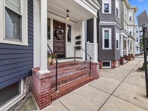 641 E 8th St in Boston, MA - Building Photo - Building Photo
