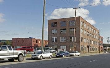 Noland Green Apartments in Newport News, VA - Building Photo - Building Photo