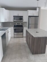 96 Fieldstone Ct in Fredericton, NB - Building Photo - Building Photo