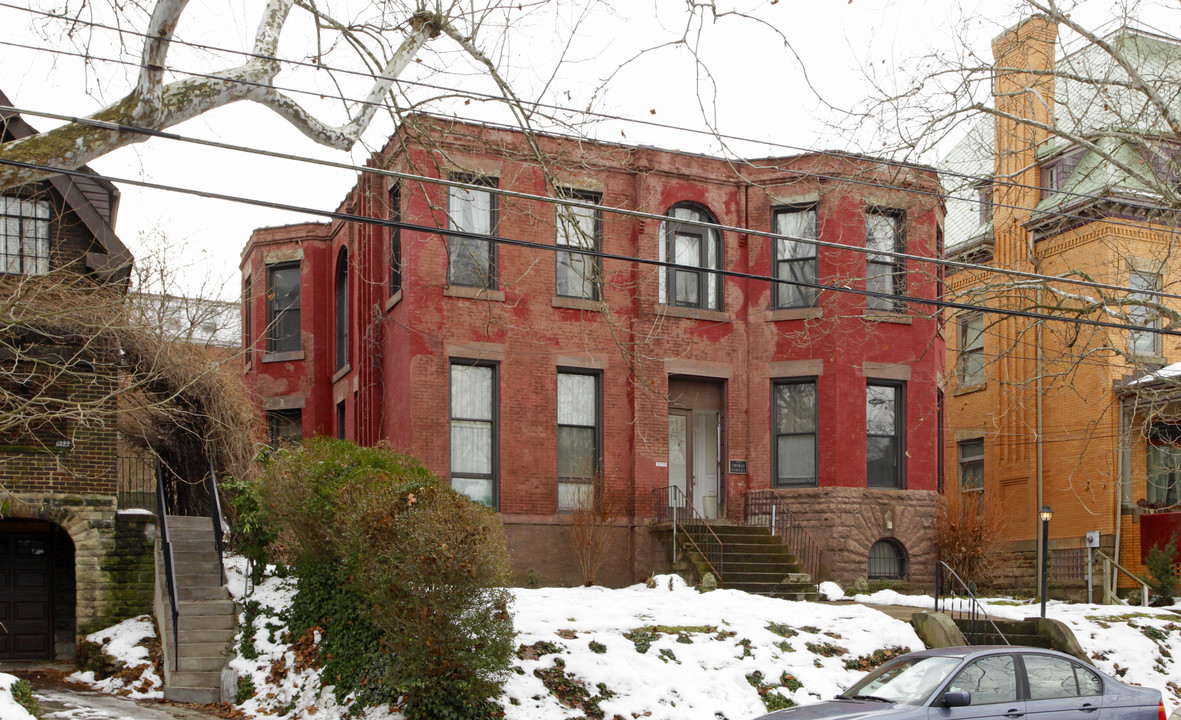 Thomas Towers in Pittsburgh, PA - Building Photo