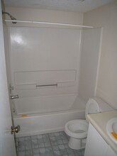 111 Country Walk Cir in Savannah, GA - Building Photo - Building Photo