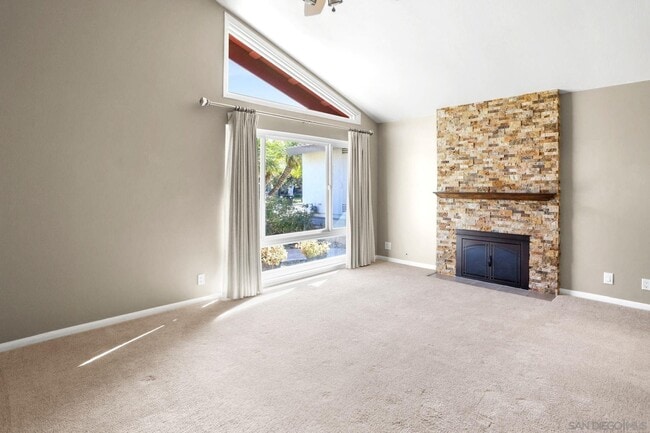 17610 Hada Dr in San Diego, CA - Building Photo - Building Photo