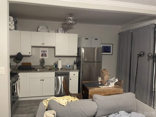 110 Brainerd Rd, Unit 10 in Boston, MA - Foto de edificio - Building Photo