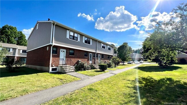 property at 315 Hampton Ct