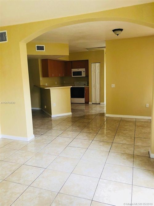 1708 Belmont Ln-Unit -17H in North Lauderdale, FL - Building Photo