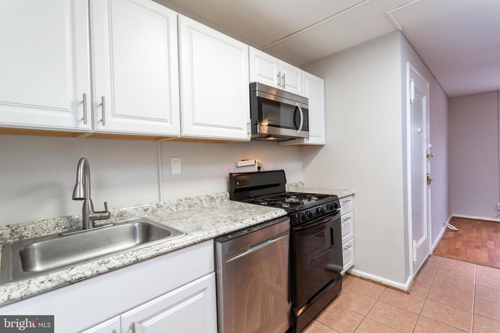 2415 Ontario Rd NW in Washington, DC - Building Photo