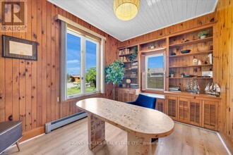 11833 Lakeshore Rd in Wainfleet, ON - Building Photo - Building Photo