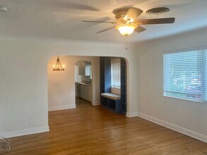 1444 15th St N in St. Petersburg, FL - Building Photo - Building Photo