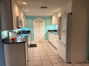 38651 Tarr Dr in Zephyrhills, FL - Building Photo - Building Photo