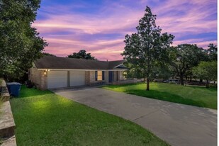 4911 Belle Ellen in San Antonio, TX - Building Photo