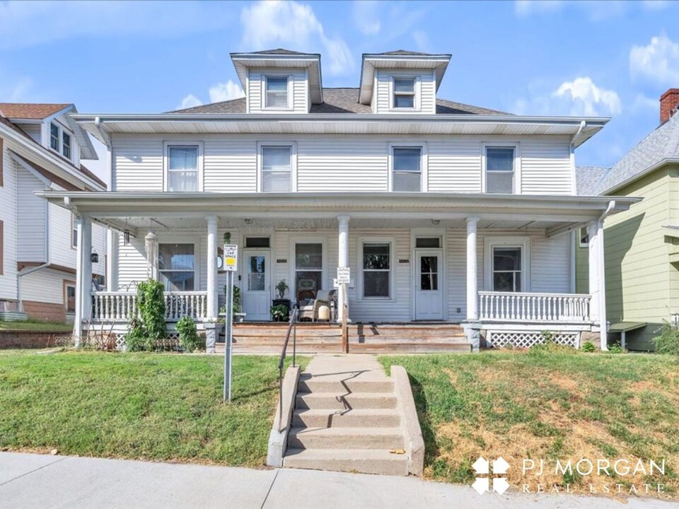 4826 Webster St-Unit -4826 in Omaha, NE - Building Photo