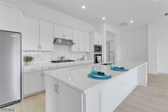 1856 Terreno Blvd in Naples, FL - Building Photo - Building Photo